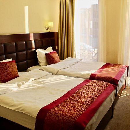 Velvet Hotel Tiflis Dış mekan fotoğraf